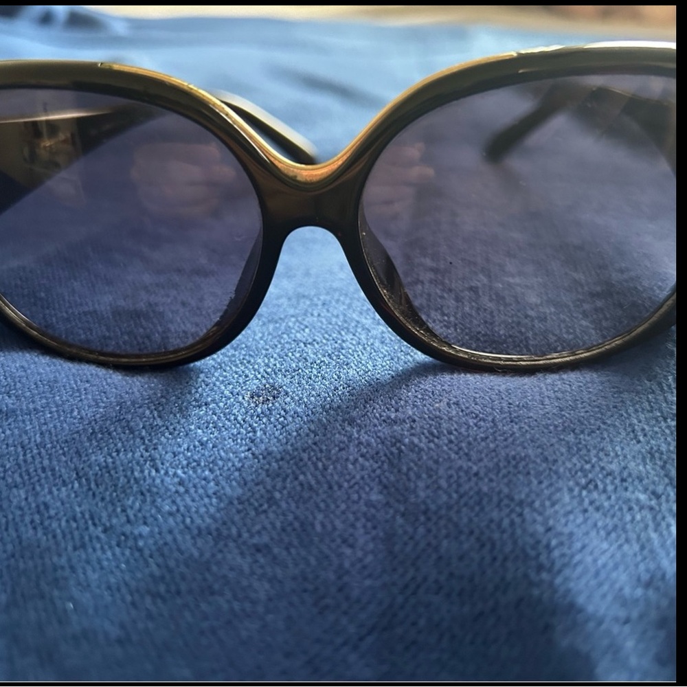 Fendi Black and Gold Sunglasses